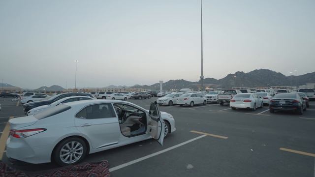 Visiting Makkah and UMRAH Saudi Arabia 🇸🇦 @ZubairRiazz | S05 EP.42 | PAKISTAN TO SAUDI ARABIA TOUR смотреть онлайн