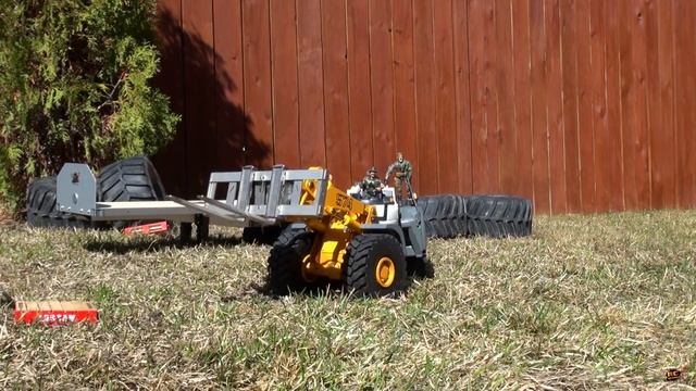 RC ADVENTURES - Loader Lifts Dump Truck смотреть онлайн
