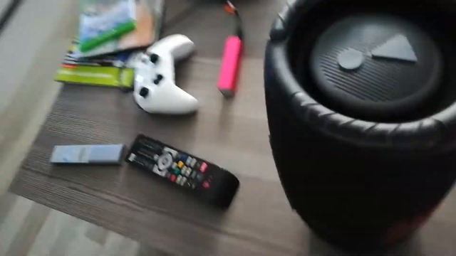 Jbl xtreme 3 bass test zoyo yyasmin смотреть онлайн