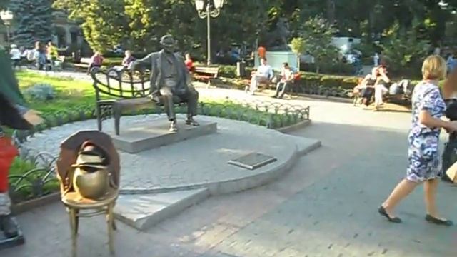 Украина. Одесса. Дерибасовская. Городской сад. смотреть онлайн