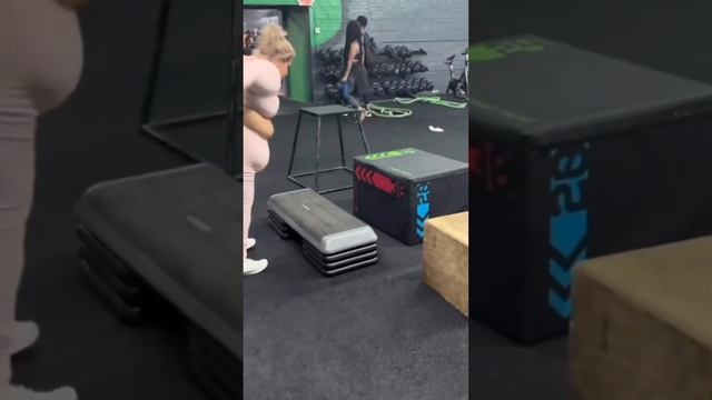 сестрёнка Марио