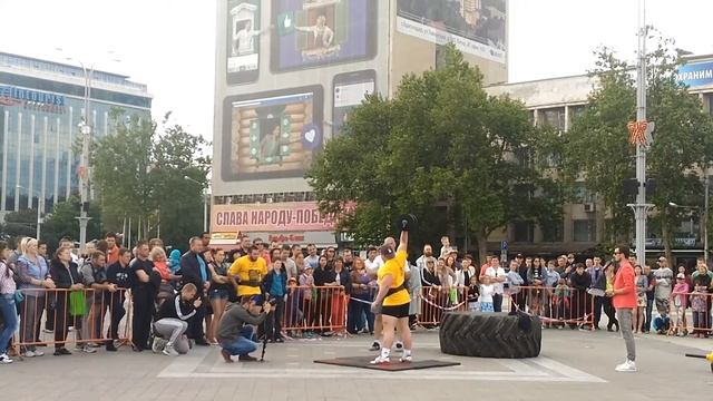 Соревнования силачей смотреть онлайн