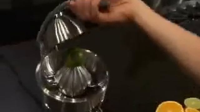 Breville 800CPXL Citrus Juicer смотреть онлайн