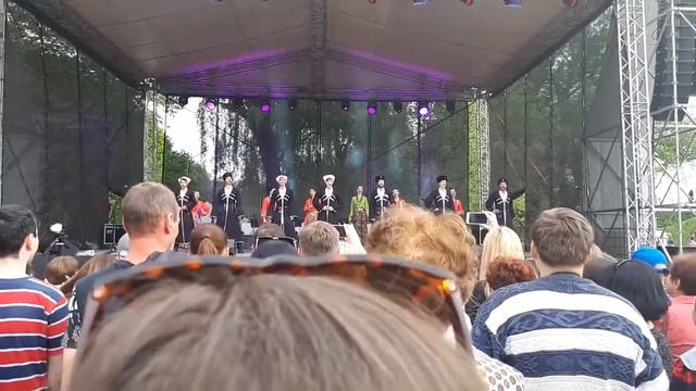 Хуторок Ты гуляй мой конь смотреть онлайн