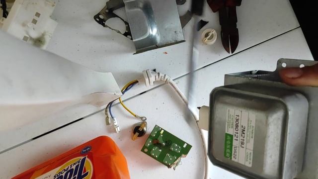 полный разбор микроволновки супра, сколько меди?!