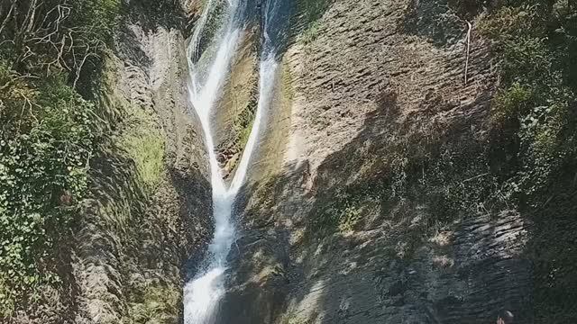 05.08.2021г. Дагомыс. Ореховский водопад смотреть онлайн
