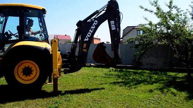 Трактор Вольво BL61 смотреть онлайн