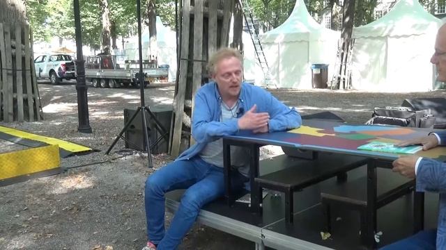 Regio TV aan Tafel op locatie. In aanloop naar het Embassy Festival op 3 4 en 5 september. смотреть онлайн