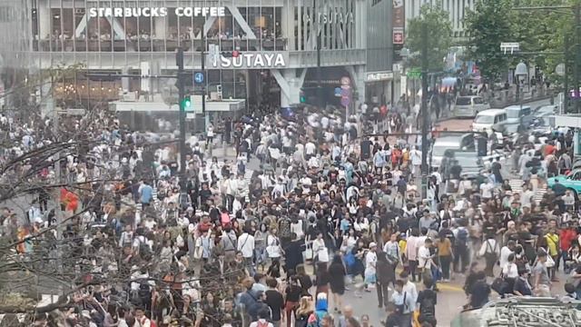 Shibuya Crossing. Перекресток Шибуйя смотреть онлайн