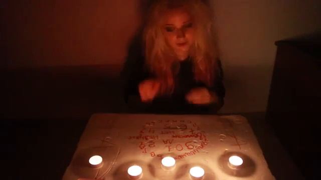 ВЫЗЫВАЮ ДУХОВ! ГАДАЮ! ДУХИ ПРИШЛИ! ЖЕСТЬ! смотреть онлайн