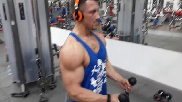 Качаем БИЦЕПС пампингом смотреть онлайн