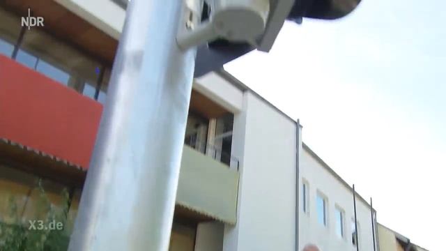 Realer Irrsinn: Kreuzung mit 37 Ampeln | extra 3 | NDR смотреть онлайн