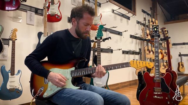 Fender Custom Shop Vintage Custom 1959 Stratocaster смотреть онлайн