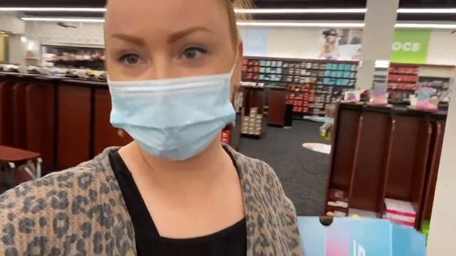 РАССЛАБИЛИСЬ С МАМОЙ В ТОРГОВОМ ЦЕНТРЕ /ЦЕНЫ НА РУССКИЕ ПРОДУКТЫ В США смотреть онлайн