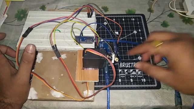 || FACE TRACKING LASER TURRET || USING ARDUINO & OPENCV-PYTHON. смотреть онлайн