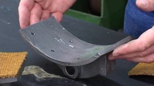 приклеивание тормозных колодок клеем Loctite 3430