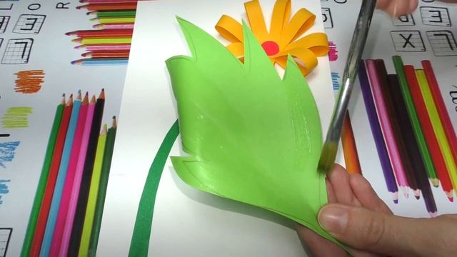 DIY - Аппликация. Божья коровка из цветной бумаги. смотреть онлайн