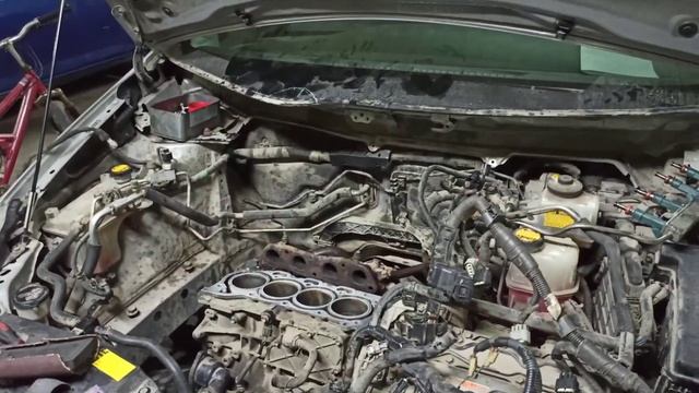Toyota Prius 30 белый дым, пар с глушителя. Попали и бесплатно обновили машину. смотреть онлайн