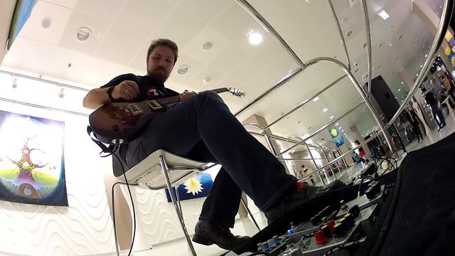 vystavka igrat-soprovozhdat смотреть онлайн