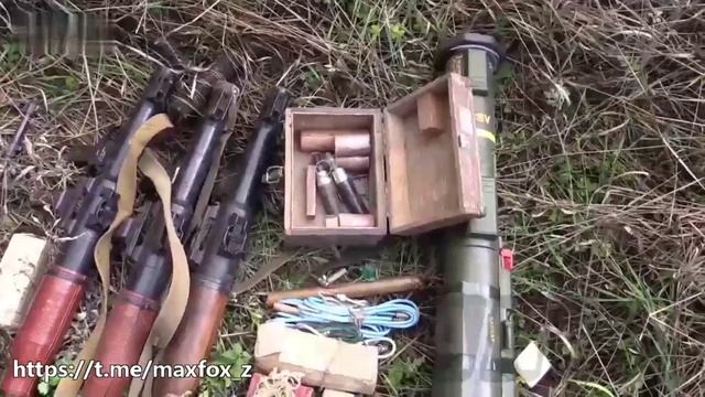 В ЛНР обнаружили тайник с НАТОвским вооружением смотреть онлайн