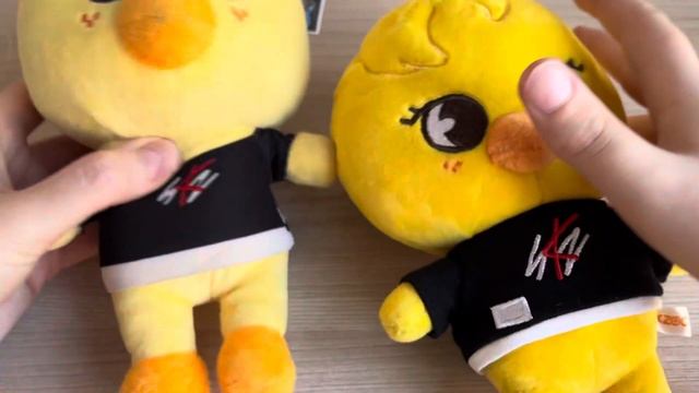 Сравниваем оригинал и копию Ббокари?? #straykids #skz #skzoo #felix #стрэйкидс #bbokari #феликс смотреть онлайн