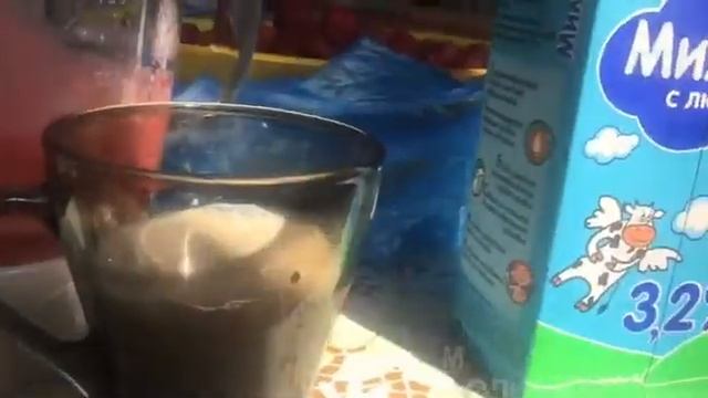 Клубничный смузи | Готовим дома | с Петрушкой?! смотреть онлайн