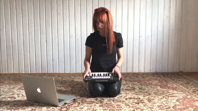 Novation launchkey mini MK3 & Ableton live performance смотреть онлайн