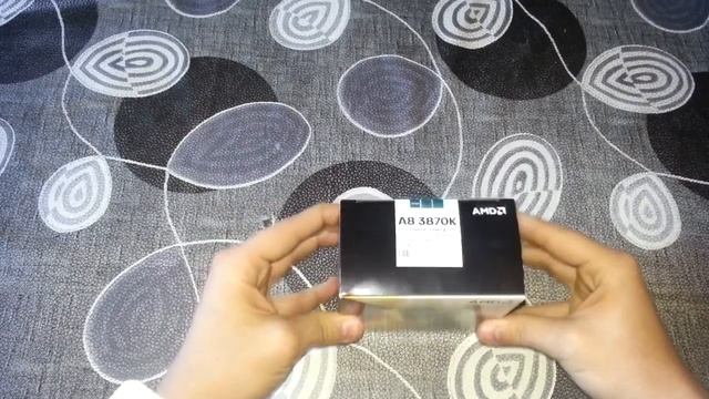 Montando El Pc De ThousCarapollen Eps 1: El Procesador A8-3870K . смотреть онлайн