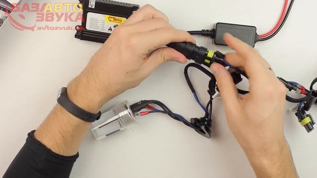 Ксеноновая лампа BREVIA H1 12143 4300K Xenon (2шт.) смотреть онлайн