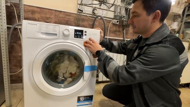 Стиральная машиа Hotpoint-Ariston NSS 5015 H RU смотреть онлайн