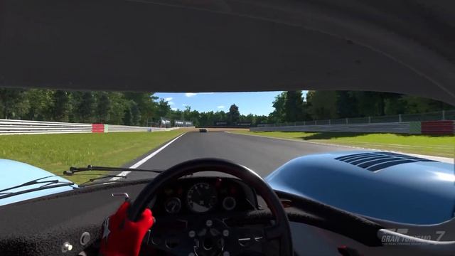 Old Race Car Multiclass at Brands Hatch [Cockpit] смотреть онлайн