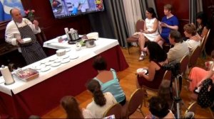 Густая рыбная СОЛЯНКА - горячая ЗАКУСКА для ФУРШЕТА / рецепт от Шеф-повара / Илья Лазерсон