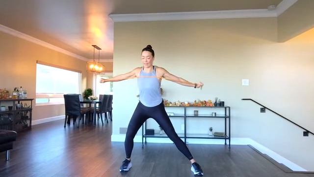 30 Minute Killer Workout | Strength, Cardio and Core - 10 minutes each! | Git LIIT with Amy смотреть онлайн