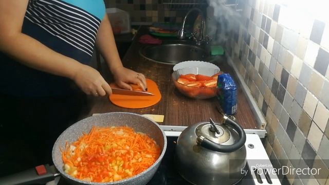 КУХОННЫЙ ВЛОГ/ГОТОВЛЮ/БУЛГУР С КУРИЦЕЙ/БОРЩ/СЛОЙКИ смотреть онлайн