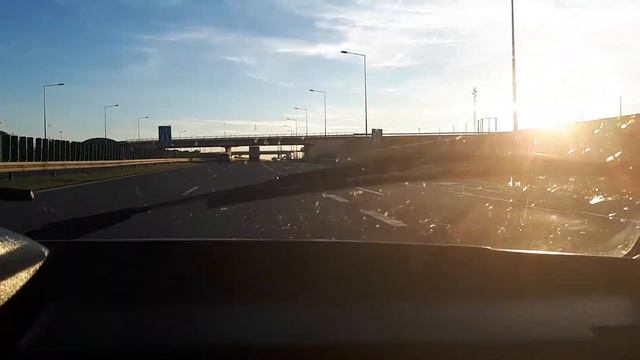Jetta 1.8t Vs Audi SQ5 смотреть онлайн
