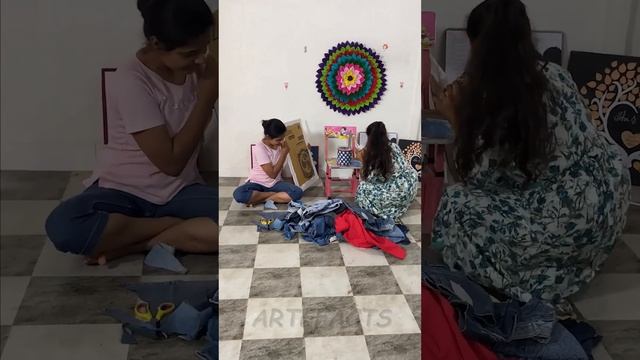 Awesome and Creative idea from Old Jeans - Waste Clothe Recycle idea смотреть онлайн