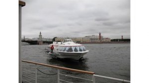 Как доехать до Петергофа или зачем Петербургу метеор