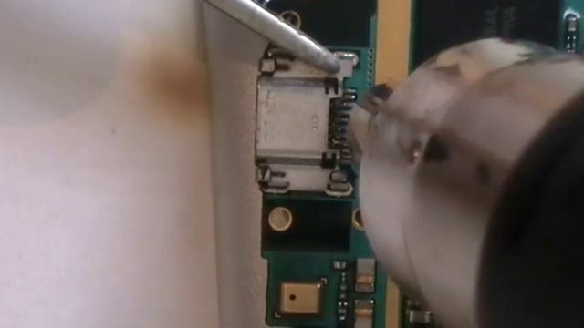 Замена гнезда зарядки Samsung Galaxy S3. смотреть онлайн