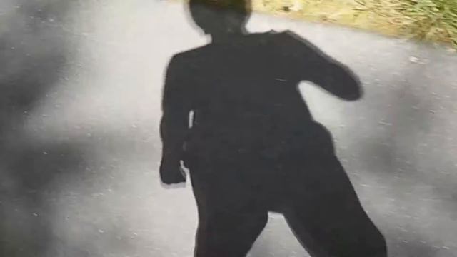 Вот такой скейт я нашел в Германии) смотреть онлайн