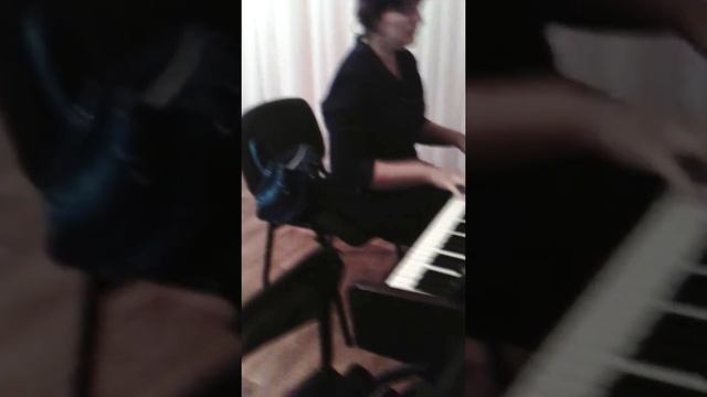 Upright piano "BELARUS" & kobyz (musical a stringed-bowed instrument of Kipchak nomads) смотреть онлайн