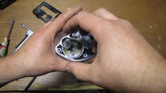 Циркулярная пила 18V DEXTER CSC18LD.2 смотреть онлайн