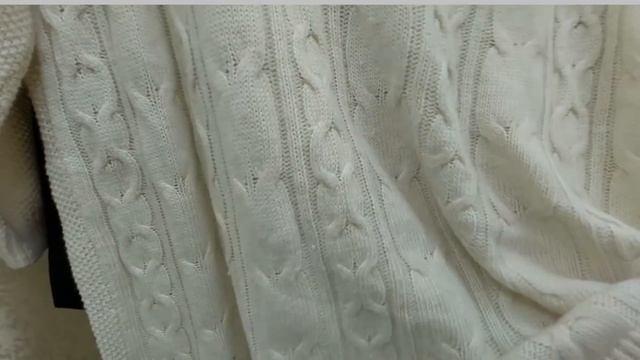 Секонд хенд. Новый привоз. Свитера, пальто. Утепляемся. смотреть онлайн