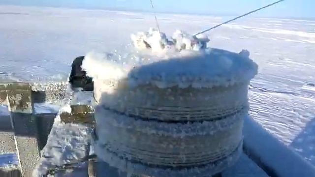 Маяк на берегу северного ледовитого океана смотреть онлайн