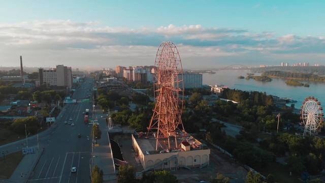 Самое большое колесо обозрения за Уралом строится в Новосибирске смотреть онлайн