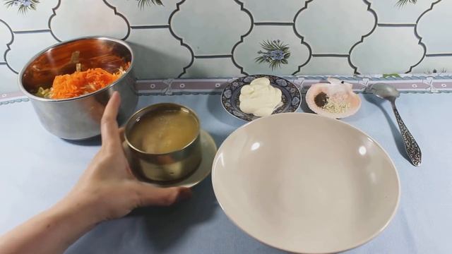 Салат с пекинской капустой и рыбными консервами|Салат с рыбой смотреть онлайн