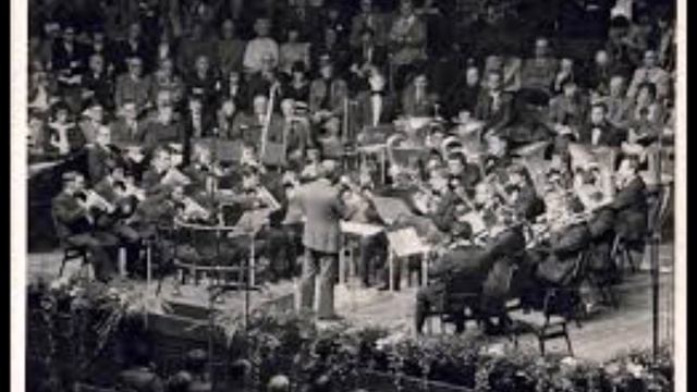 Triumphant Rhapsody / Gilbert Vinter смотреть онлайн