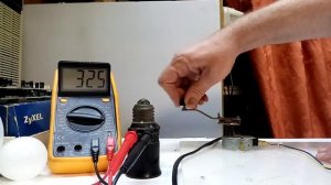 Генератор из мотора от микроволновки.