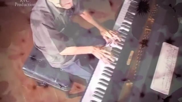 Song "Where are you" played by Shanoli with her Accordion, Composed By Pandit V.Balsara. смотреть онлайн