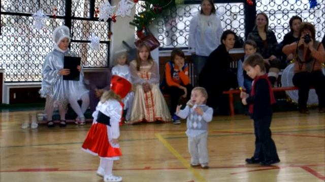 в гостях у Снежной королевы.mpg смотреть онлайн