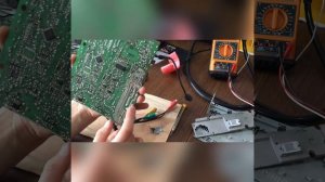 Ремонт автомагнитолы своими руками.Сможет каждый.